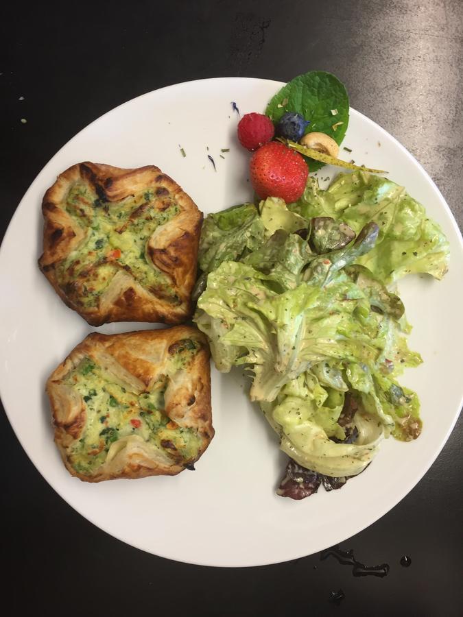 Landcafe Mit Mini Hotel ブルクドルフ エクステリア 写真